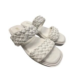 Rouge Helium White Braided‎ Women's Sandals 8.5